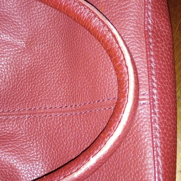 Red Hand Bag - Picture 11 of 15